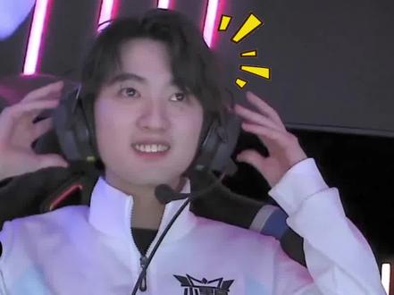 DK和NS回应Ghost转会争议：因年薪问题引起争论