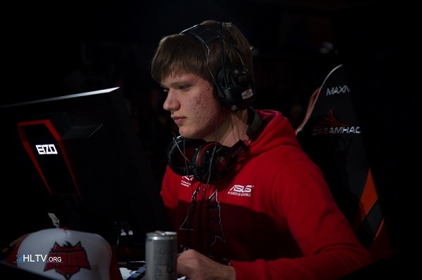 手心手背都是肉！Zoom将做客JDG vs TES官方流解说席